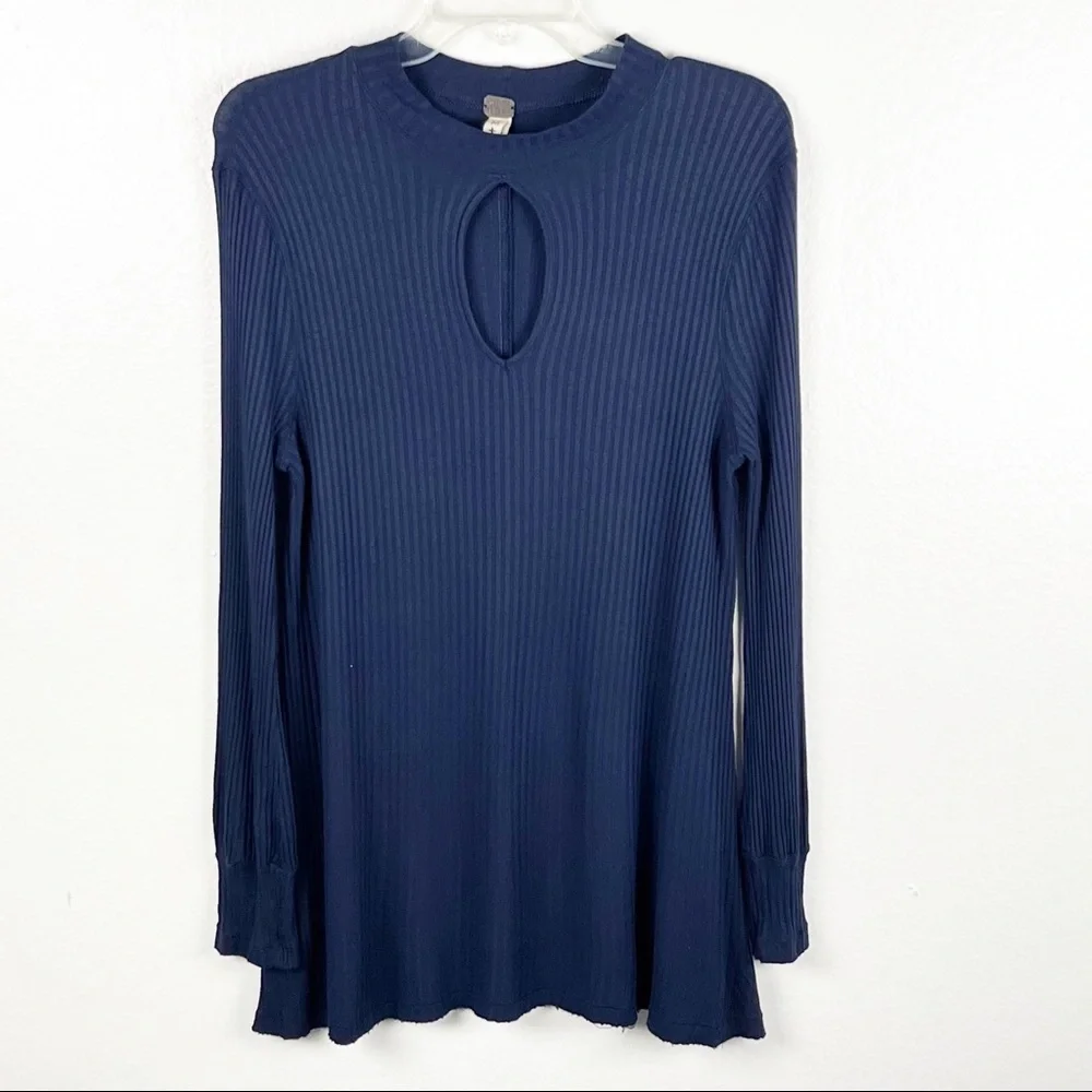 FREE PEOPLE Navy Copa Banana Long Sleeves Ribbed Keyhole Tunic Top Size Medium